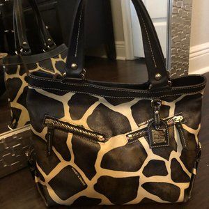 Dooney & Bourke Purse